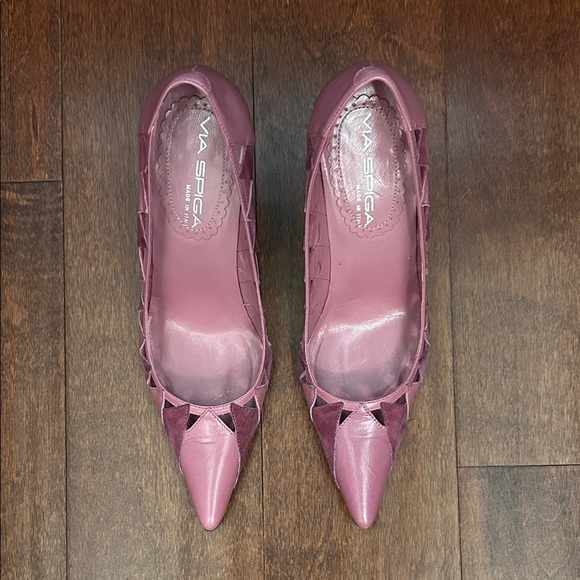 Via Spiga Mauve and Purple Cutout Designed Leather and Suede Heels, Size 6 - Picture 3 of 16